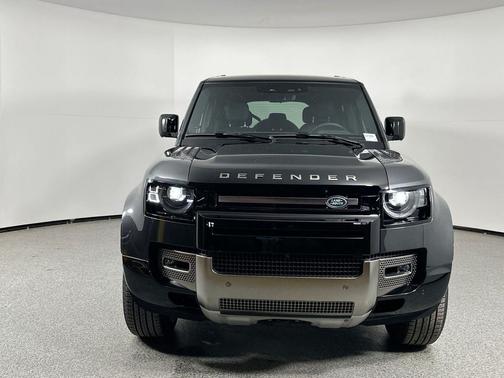 2025 Land Rover Defender 110 P400 X