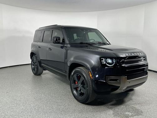 2025 Land Rover Defender 110 P400 X