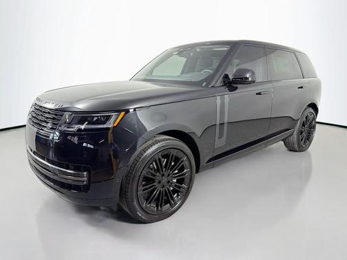 Santorini Black Metallic 2026 Land Rover Range Rover P400 SE 7 Seat