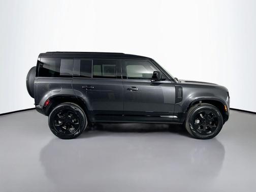 2026 Land Rover Defender P400 X-Dynamic SE