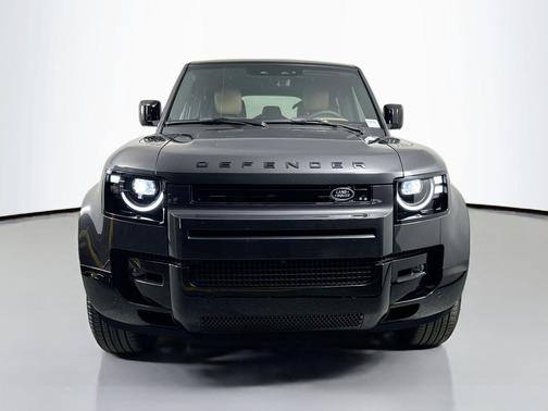 2026 Land Rover Defender P400 X-Dynamic SE