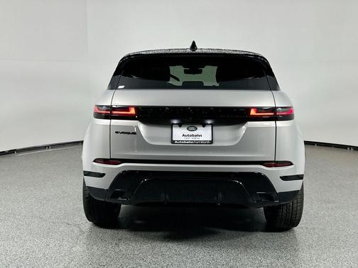 2025 Land Rover Range Rover Evoque Dynamic SE