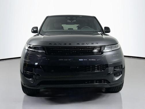 2026 Land Rover Range Rover Sport SE