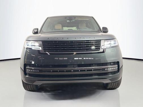 2026 Land Rover Range Rover P400 SE 7 Seat