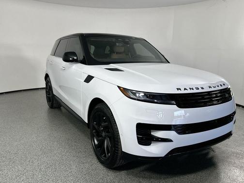 2025 Land Rover Range Rover Sport SE
