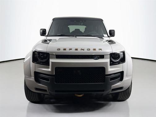 Borasco Grey 2026 Land Rover Defender P635 OCTA