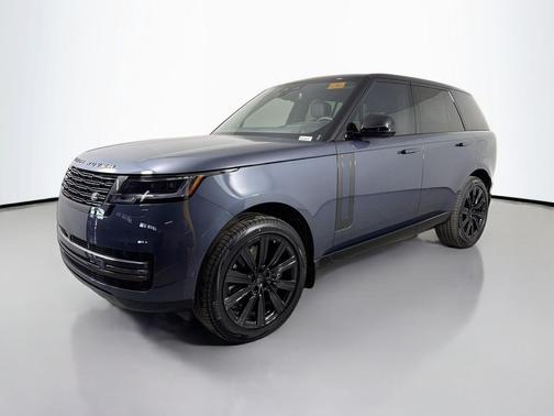 Varesine Blue Metallic 2026 Land Rover Range Rover P550e SE