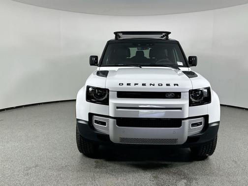 2025 Land Rover Defender 90 P300 S