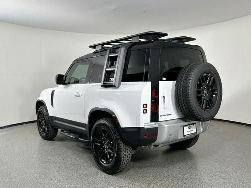2025 Land Rover Defender 90 P300 S