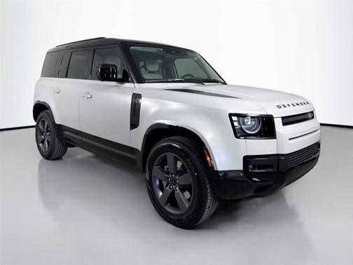 Borasco Grey 2026 Land Rover Defender P400 X-Dynamic SE