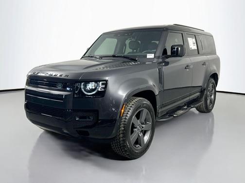 2025 Land Rover Defender V8