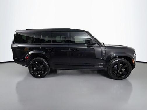 Santorini Black Metallic 2026 Land Rover Defender X-Dynamic SE