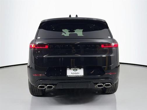 Santorini Black Metallic 2026 Land Rover Range Rover Sport SE