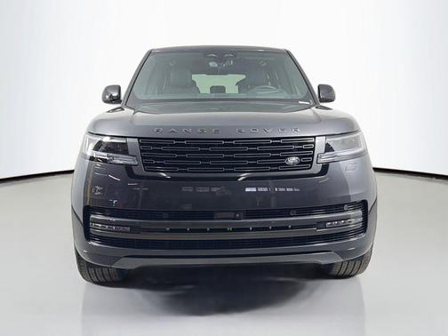 2026 Land Rover Range Rover P400 SE