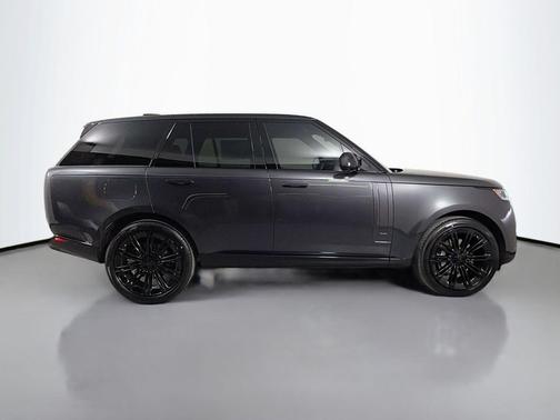 2026 Land Rover Range Rover P400 SE
