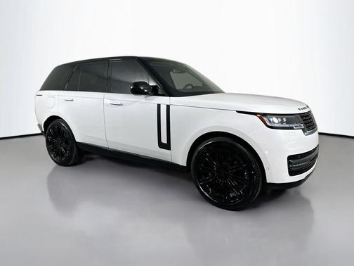 2026 Land Rover Range Rover P530 SE