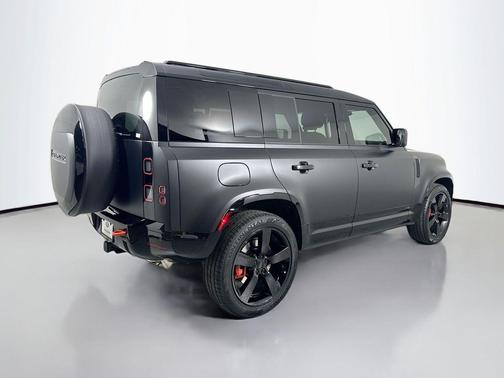 2026 Land Rover Defender P400 X