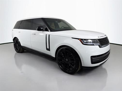 Fuji White 2025 Land Rover Range Rover P530 SE 7 Seat