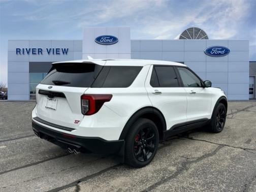 2022 Ford Explorer ST