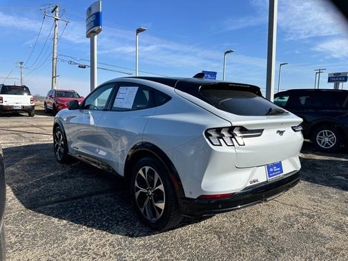 2021 Ford Mustang Mach-E PREMIUM