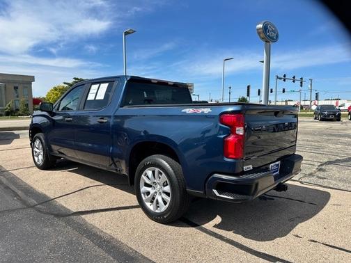 2021 Chevrolet Silverado 1500 CUSTOM