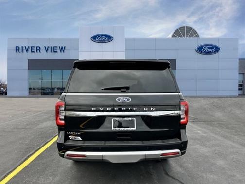 2022 Ford Expedition LIMITED