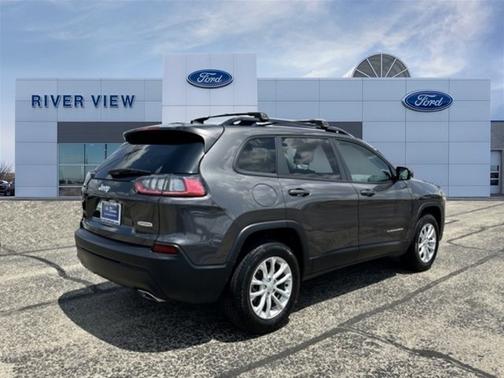 2022 Jeep Cherokee LATITUDE LUX