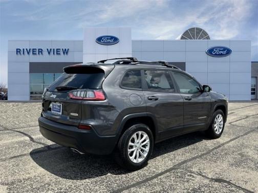 2022 Jeep Cherokee LATITUDE LUX