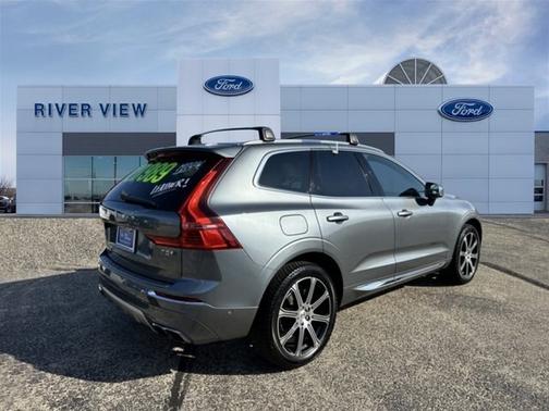 2019 Volvo XC60 T5 INSCRIPTION