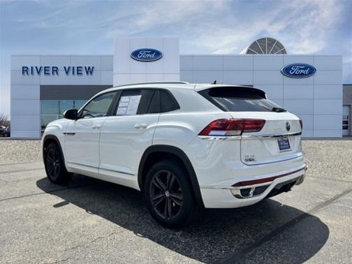 2020 Volkswagen Atlas Cross Sport 3.6 V6 SE W/ TECHNOLOGY R-LINE