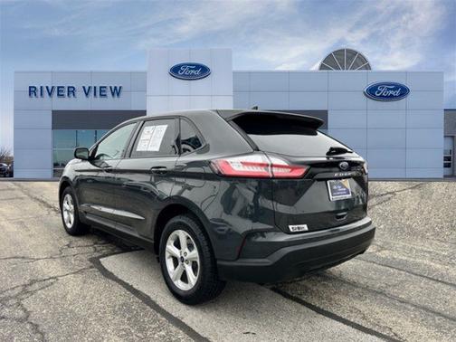 2021 Ford Edge SE