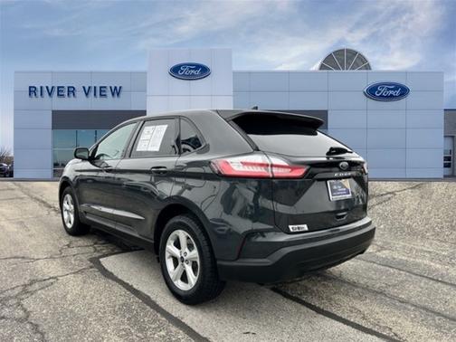 2021 Ford Edge SE