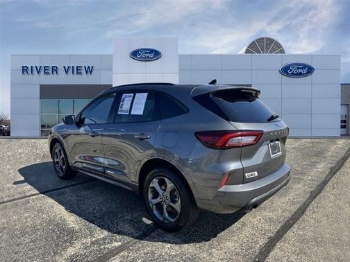 2023 Ford Escape ST-LINE