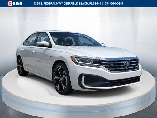 2021 Volkswagen Passat 2.0T R-Line