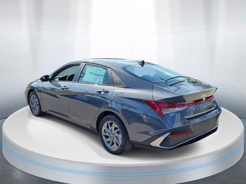 2025 Hyundai ELANTRA HEV Blue