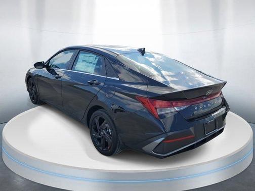 2026 Hyundai ELANTRA SEL