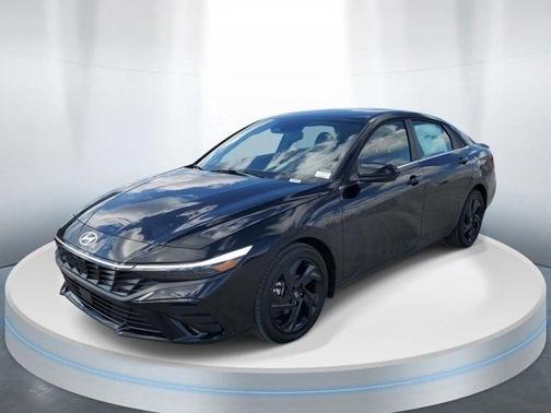 2026 Hyundai ELANTRA SEL