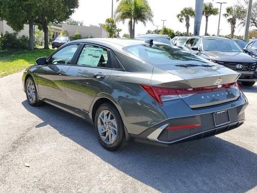 2025 Hyundai ELANTRA HEV Blue
