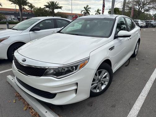 2016 Kia Optima LX