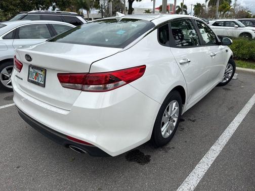 2016 Kia Optima LX