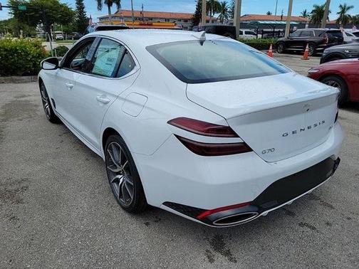 2025 Genesis G70 2.5T