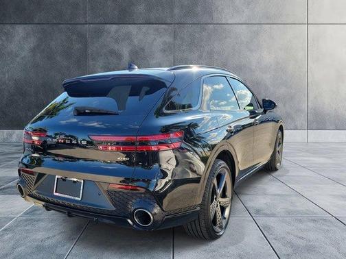 2023 Genesis GV70 2.5T