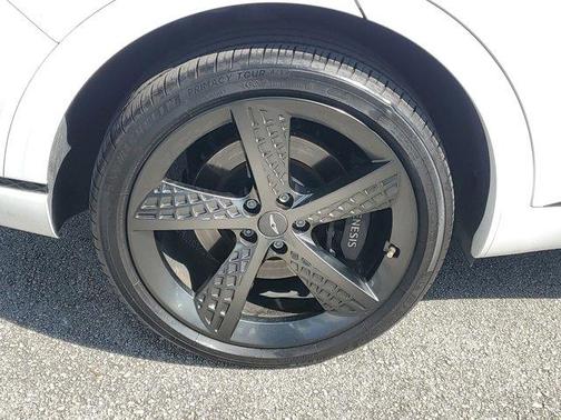 2023 Genesis GV70 2.5T