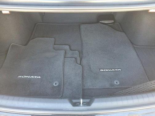 2020 Hyundai SONATA Limited