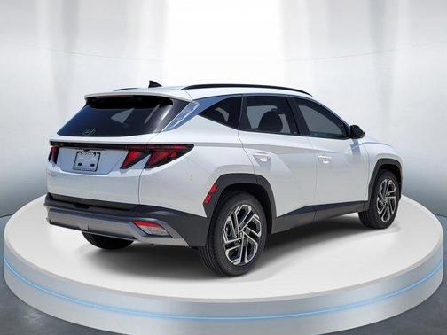 White Pearl 2026 Hyundai TUCSON SEL