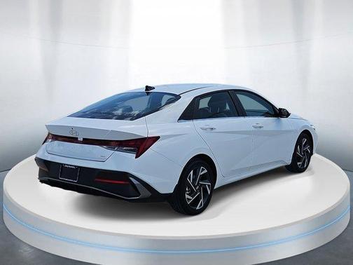 2025 Hyundai ELANTRA HEV Limited
