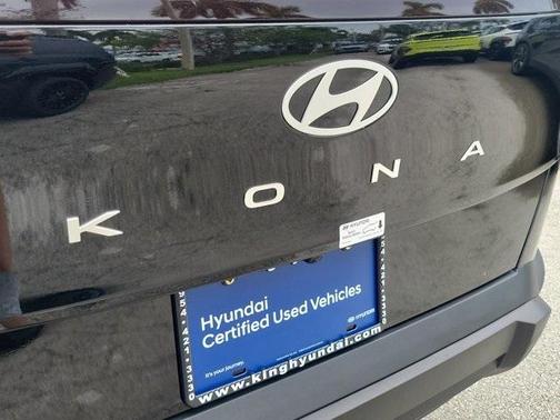 2025 Hyundai KONA SEL
