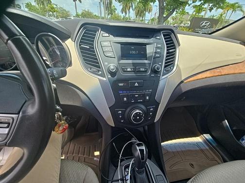 2014 Hyundai Santa Fe Sport 2.4L