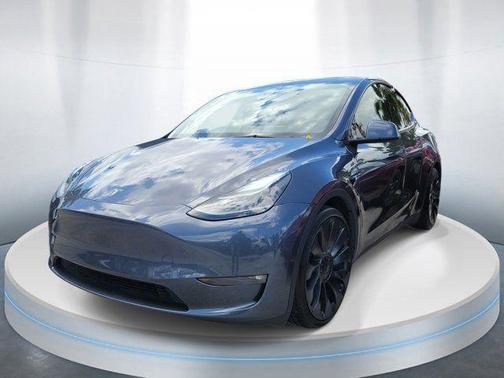 Midnight Silver Metallic 2023 Tesla Model Y Performance