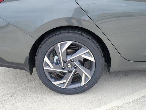 Amazon Gray 2026 Hyundai ELANTRA Limited